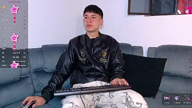 Mr daren  online show from November 17, 7:08 pm