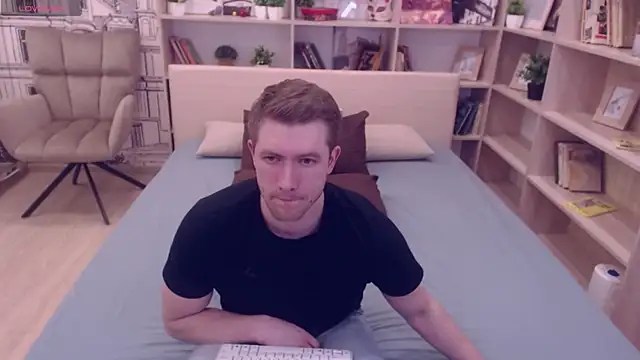 EthanPinkman online show from March 14, 9:35 am