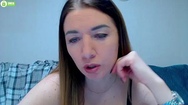 Snapshot of Sweet___Amelia chatting on November 2, 9:55 am Sweet Amelia online show from November 2, 9:55 am