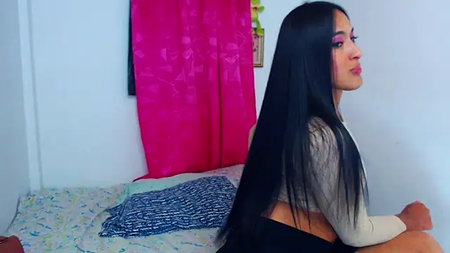 Snapshot of misss_estrella chatting on September 22, 9:06 pm misss estrella online show from September 22, 9:06 pm