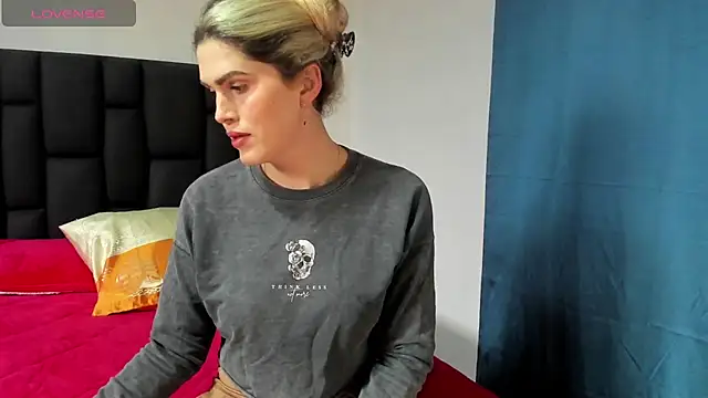 Aurora doll23 online show from March 18, 6:48 pm