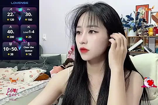  LLisa  online show from January 1, 6:49 pm