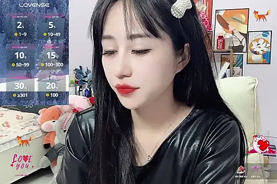  LLisa  online show from February 14, 9:56 am