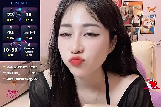  LLisa  online show from March 3, 9:05 pm