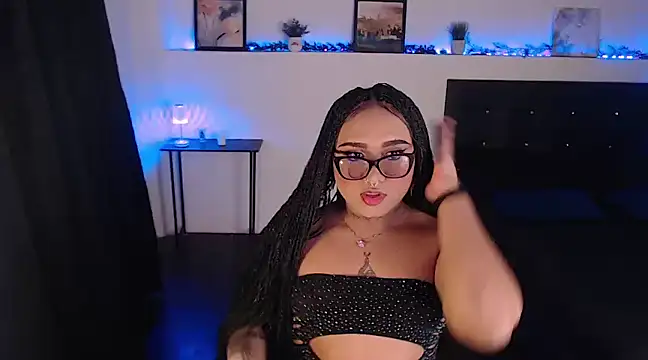 Snapshot of LiaScarlett chatting on January 4, 5:58 am LiaScarlett online show from January 4, 5:58 am