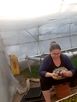 Snapshot of EmmaSquirt chatting on February 20, 11:20 am EmmaSquirt online show from February 20, 11:20 am