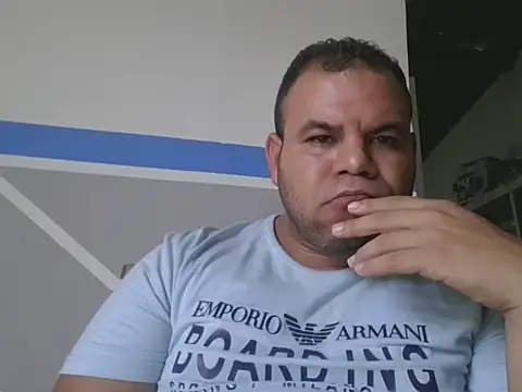 Snapshot of Evert_hairyboy chatting on November 24, 2:17 pm Evert hairyboy online show from November 24, 2:17 pm