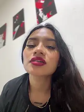 Riana Kean online show from December 18, 4:20 am