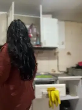 Riana Kean online show from December 20, 7:50 pm