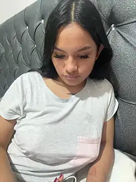 Riana Kean online show from February 11, 5:05 am