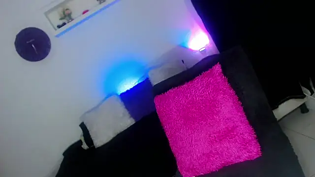 Ari Tss online show from March 14, 6:50 pm