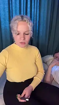 MrMrsRight online show from December 22, 7:44 am