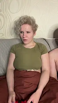 MrMrsRight online show from March 7, 12:15 am