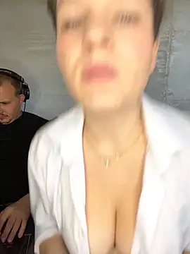 MrMrsRight online show from September 12, 6:35 am