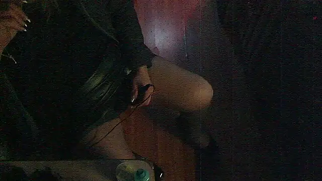 Snapshot of jessicalove99 chatting on December 5, 2:55 pm jessicalove99 online show from December 5, 2:55 pm