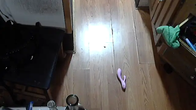 Snapshot of jessicalove99 chatting on November 25, 7:58 pm jessicalove99 online show from November 25, 7:58 pm