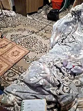  Kitti  online show from March 13, 4:49 am