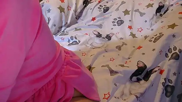  Kitti  online show from October 8, 5:32 pm