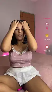 Snapshot of ninapego chatting on December 4, 1:47 am ninapego online show from December 4, 1:47 am