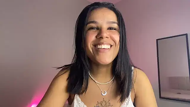 Snapshot of ninapego chatting on January 3, 12:22 am ninapego online show from January 3, 12:22 am