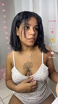 Snapshot of ninapego chatting on February 20, 12:19 am ninapego online show from February 20, 12:19 am