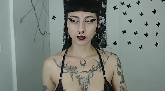 Snapshot of n0sferatus__ chatting on March 16, 3:14 am n0sferatus online show from March 16, 3:14 am