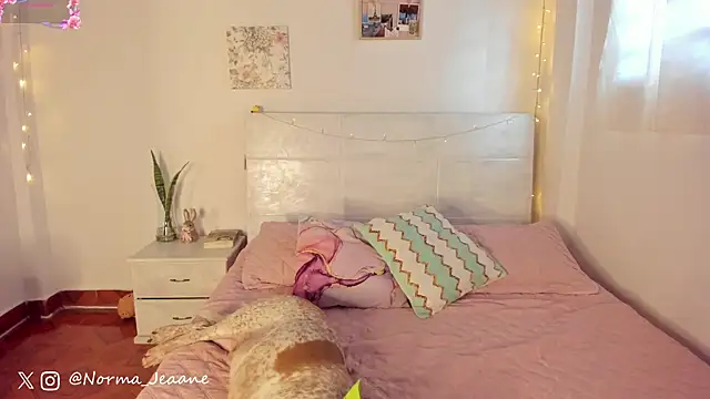 Snapshot of Norma-Jeaane chatting on January 8, 9:34 pm Norma-Jeaane online show from January 8, 9:34 pm