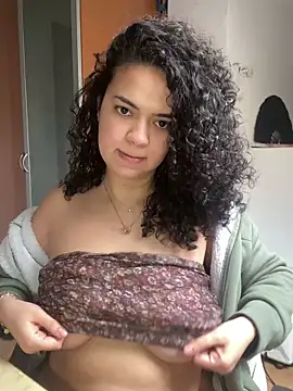 Snapshot of rafamarianoofc chatting on February 28, 5:04 pm rafamarianoofc online show from February 28, 5:04 pm