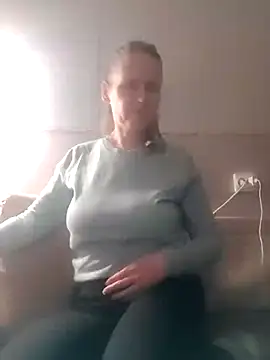 Evelina cute online show from January 4, 6:40 pm