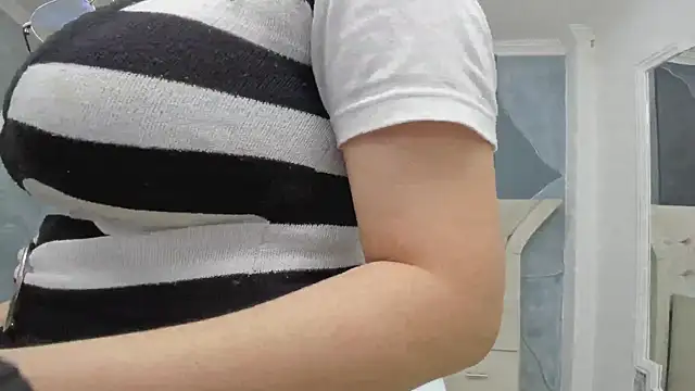 AmberGreyy  online show from February 26, 12:25 pm