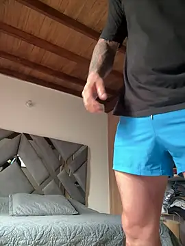 Snapshot of Teilor_Creed chatting on February 9, 2:07 pm Teilor Creed online show from February 9, 2:07 pm