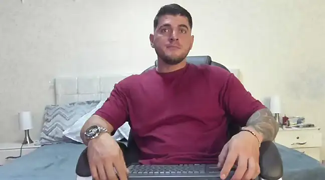 Snapshot of Teilor_Creed chatting on March 1, 7:15 pm Teilor Creed online show from March 1, 7:15 pm