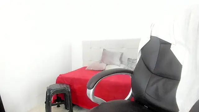 Snapshot of Teilor_Creed chatting on September 12, 7:36 pm Teilor Creed online show from September 12, 7:36 pm