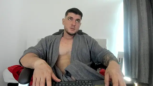 Snapshot of Teilor_Creed chatting on September 18, 8:22 pm Teilor Creed online show from September 18, 8:22 pm