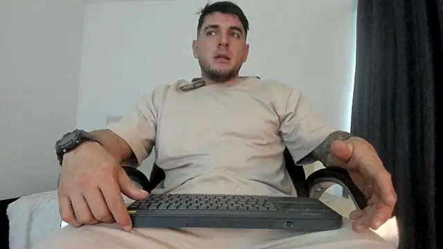 Snapshot of Teilor_Creed chatting on September 22, 8:55 pm Teilor Creed online show from September 22, 8:55 pm