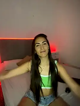 Snapshot of alessandra-a chatting on December 1, 8:20 pm alessandra-a online show from December 1, 8:20 pm