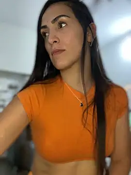 Snapshot of alessandra-a chatting on January 22, 10:15 pm alessandra-a online show from January 22, 10:15 pm