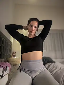 Snapshot of alessandra-a chatting on September 18, 11:29 pm alessandra-a online show from September 18, 11:29 pm