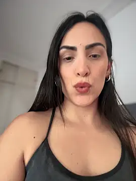 Snapshot of alessandra-a chatting on November 16, 9:31 pm alessandra-a online show from November 16, 9:31 pm