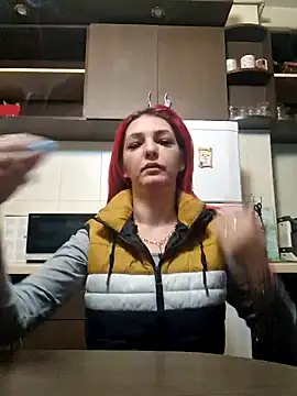 Evadesirex46 online show from December 6, 8:37 am