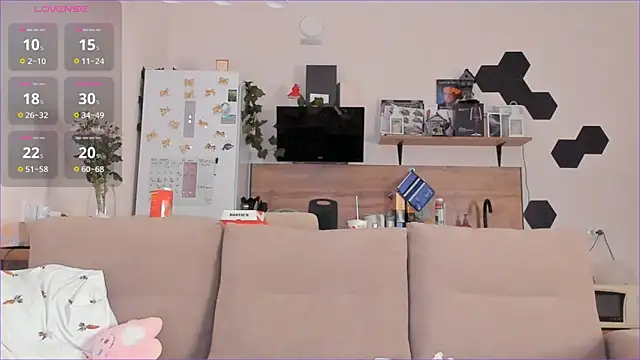 Girl alone home online show from October 31, 3:40 am