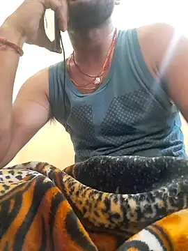 Snapshot of villagb12 chatting on January 16, 5:11 am villagb12 online show from January 16, 5:11 am