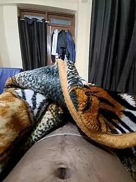 Snapshot of villagb12 chatting on January 16, 8:25 pm villagb12 online show from January 16, 8:25 pm