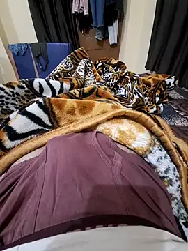 Snapshot of villagb12 chatting on February 11, 6:44 pm villagb12 online show from February 11, 6:44 pm