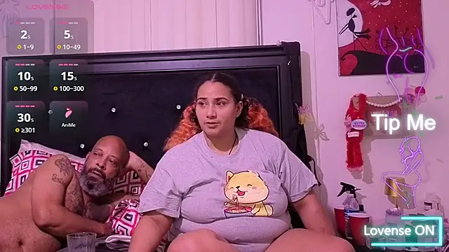 MrAndMrsCrook online show from October 5, 1:37 am