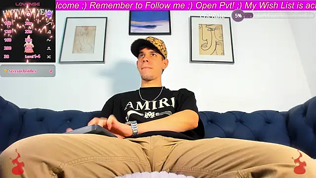 Snapshot of BRAYHAMBROWN chatting on January 18, 10:17 pm BRAYHAMBROWN online show from January 18, 10:17 pm