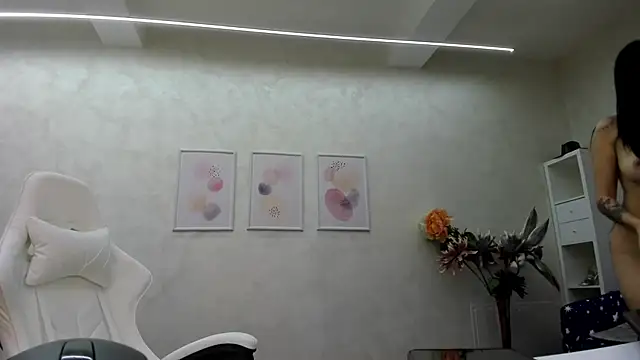 patriciakeys online show from December 23, 10:21 am