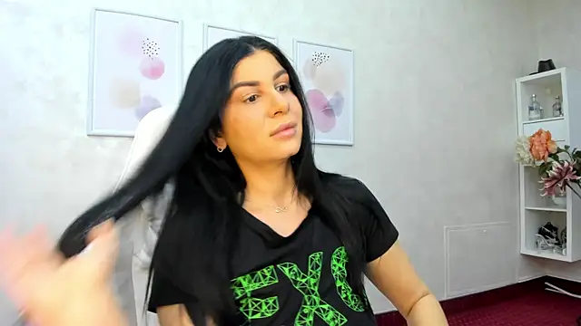 patriciakeys online show from February 15, 6:33 am