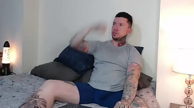 Snapshot of Adam_tatto chatting on February 21, 4:37 pm Adam tatto online show from February 21, 4:37 pm