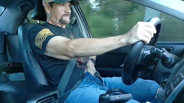 Snapshot of allenspuninfla chatting on October 19, 12:39 pm allenspuninfla online show from October 19, 12:39 pm